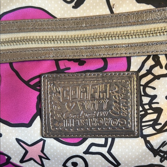 Coach Floral Poppy Art Tote Bag - Picture 2 of 15